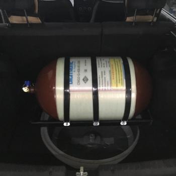 Металлокомпозитный цилиндрический баллон объемом 80  литров 